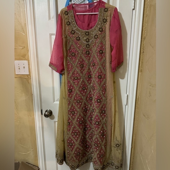 Bridal style heavy Eid dress Pakistani indian wedding maxi - Picture 1 of 8